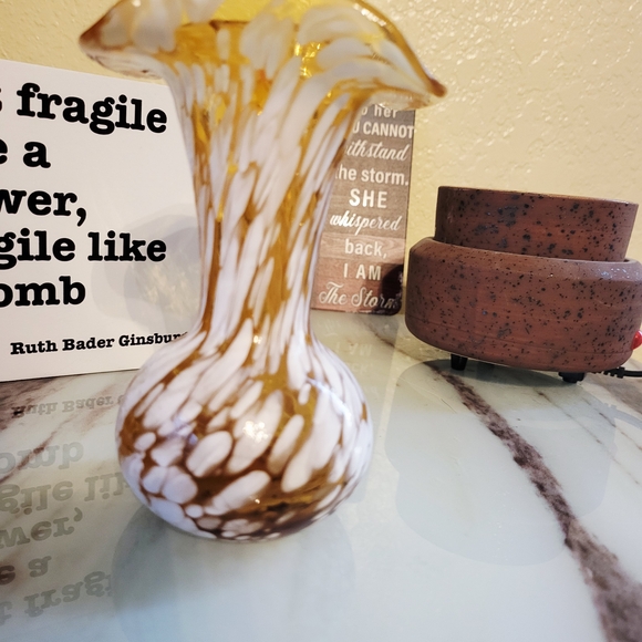 Elegant Amber and White Glass Vase Hand Blown - Picture 3 of 4